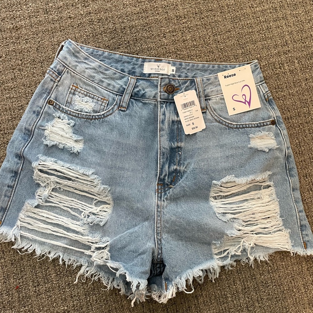 SMALL Windsor shorts NWT